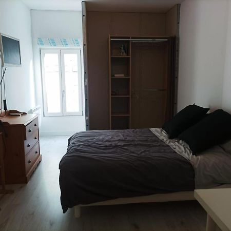 Agreable Maison De Ville Tout Confort Loudun Luaran gambar