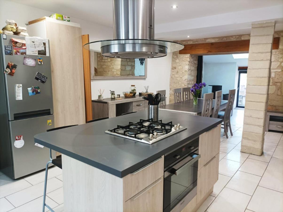 Agreable Maison De Ville Tout Confort Loudun Luaran gambar