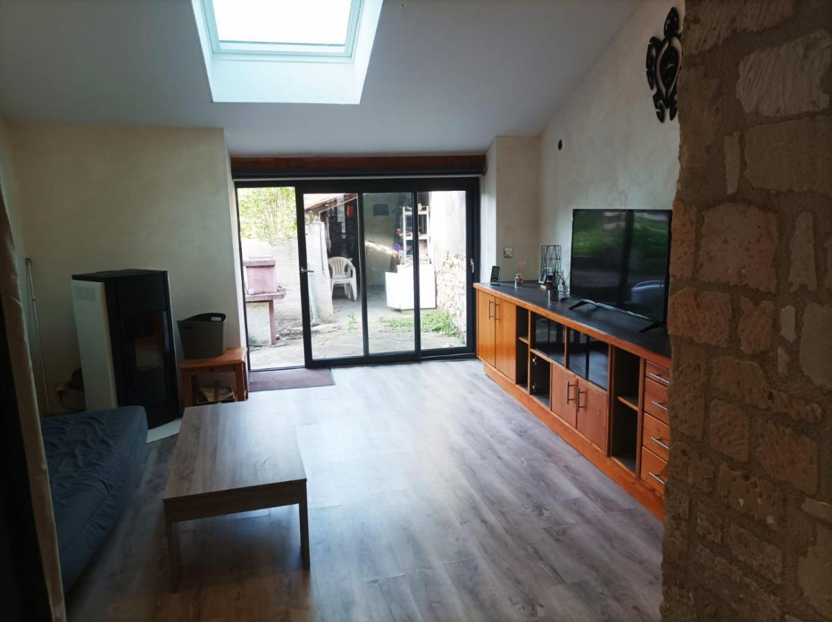 Agreable Maison De Ville Tout Confort Loudun Luaran gambar